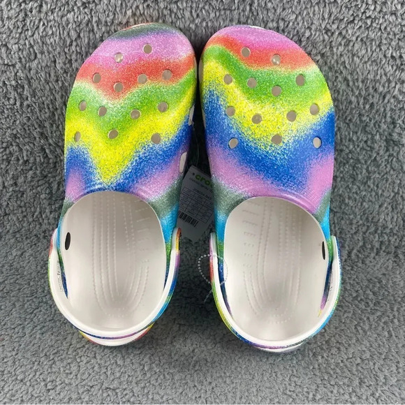 New crocs classic spray DYE MENS 10 CLOGS Tie-Dye Collection‎ Womens 12 Shoes - Picture 8 of 16
